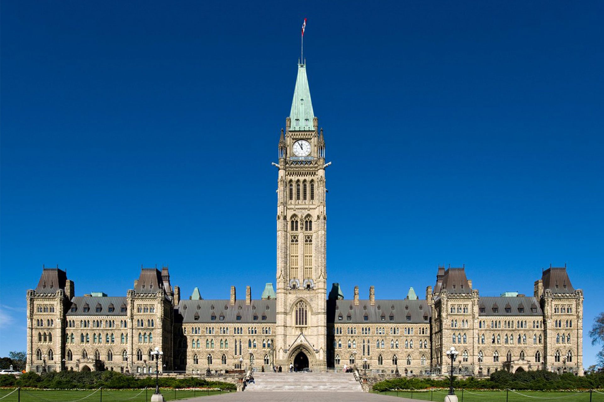 Canadian Parliament West Block building exterior architectural lighting design OVI Chinese