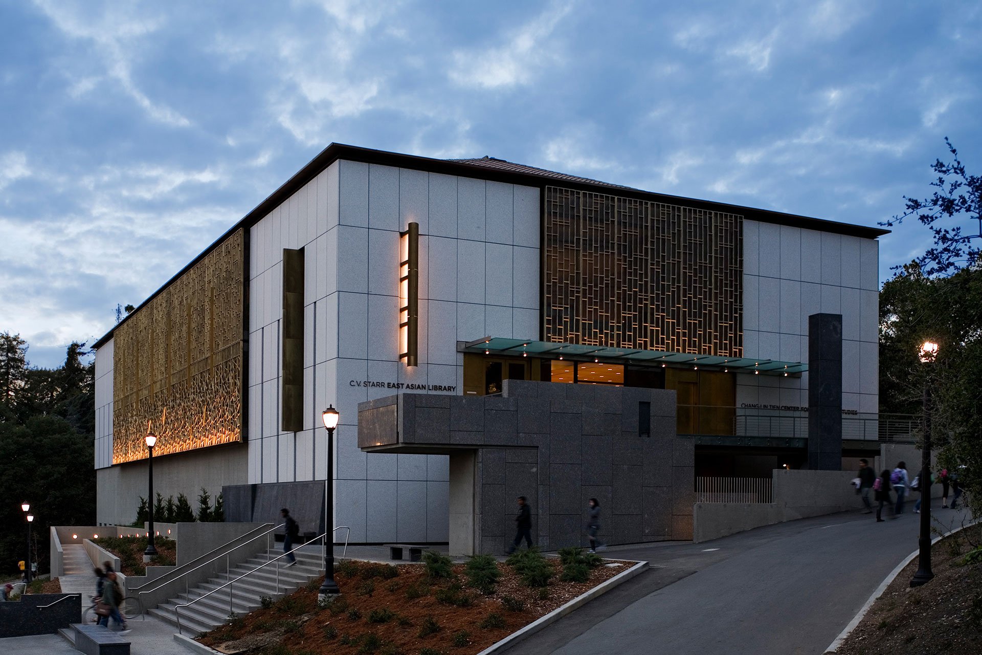 architectural design lighting Office For Visual Interaction C.V. Starr East Asian Library Chinese